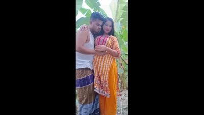 Beautiful Sexy Horny Village Bhabi Outdoor Fucking Romance