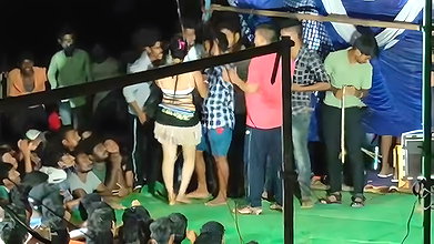 Nude dance show 7